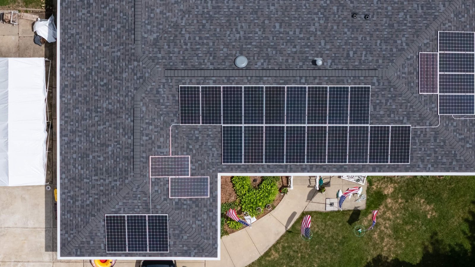 Rooftop solar project used for DeKalb service-area context